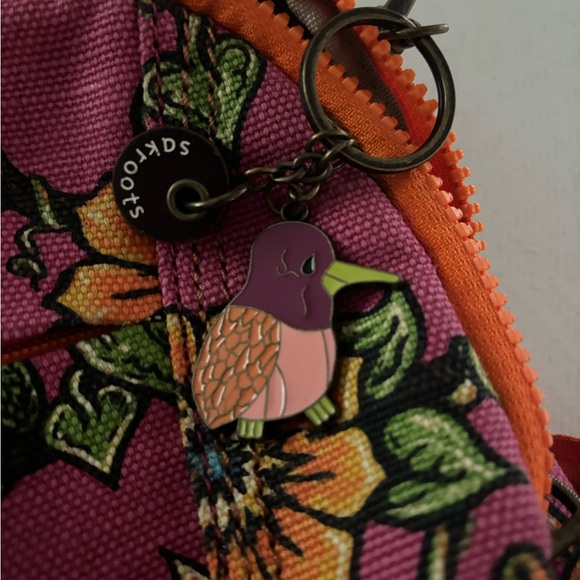 Adorable Saksroots small backpack. - Picture 7 of 11